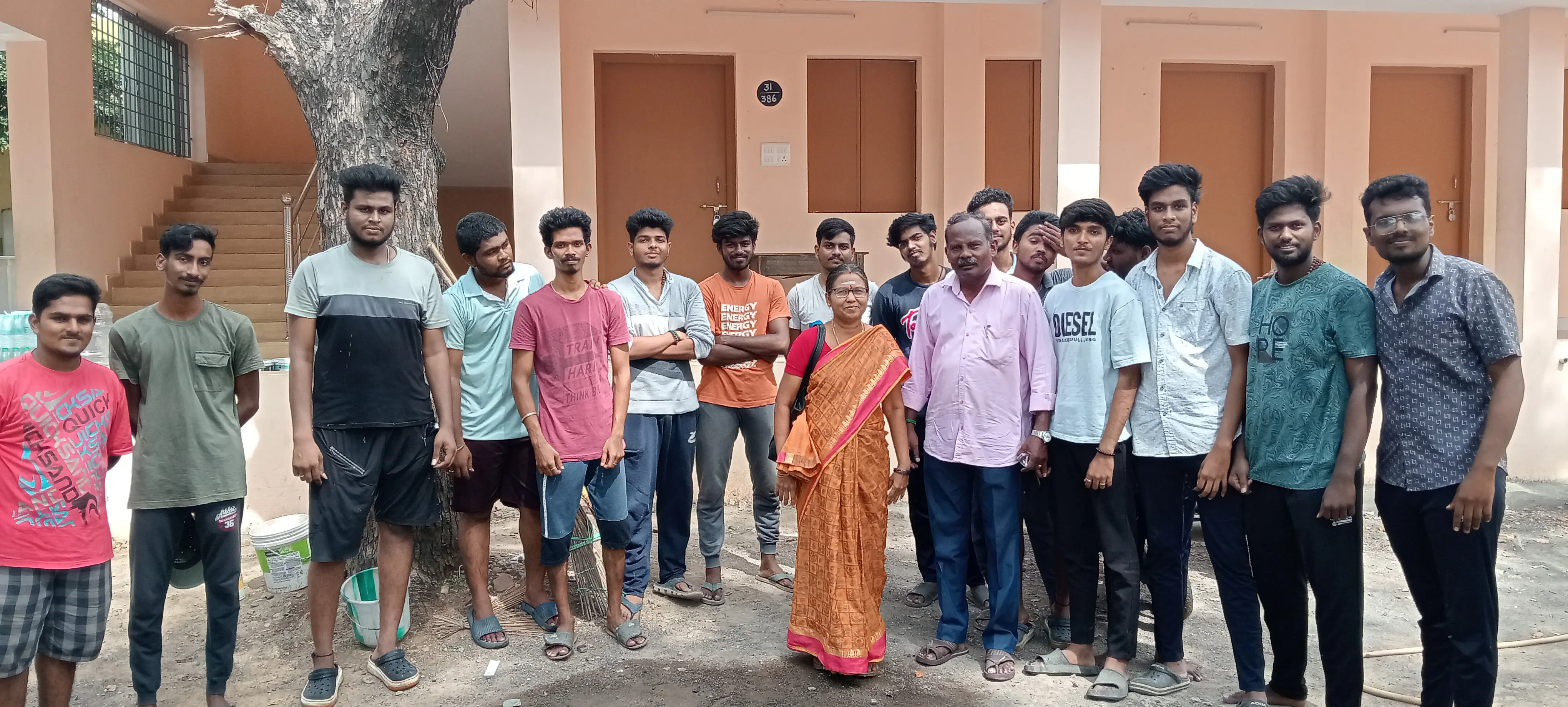 Vizhipom Vidhaipom Team